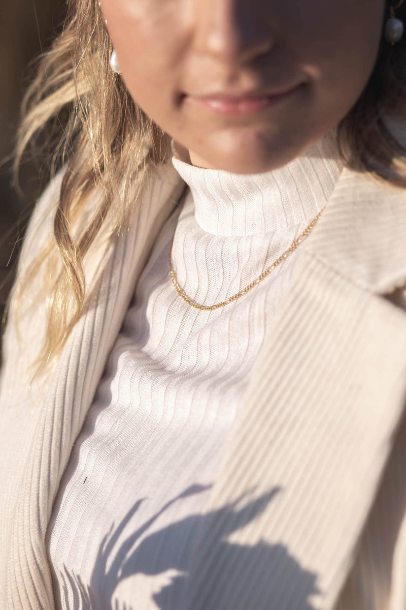 Gold Chain What Necklace To Wear With Turtleneck Figaro Chain