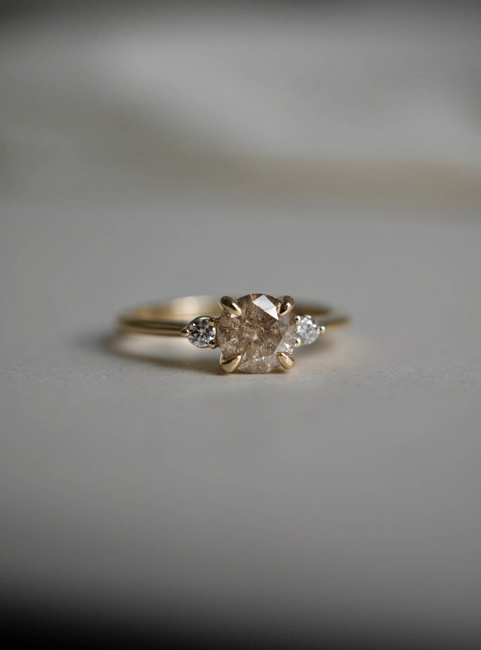 nuts　Briesta Champagne Diamond Briesta Champagne Diamond ブリエスタ NUTS BRIESTA ブリエスタ